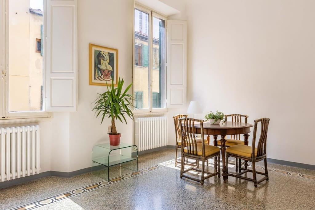 Academia Of Davide Spacious Apartment Florença Exterior foto